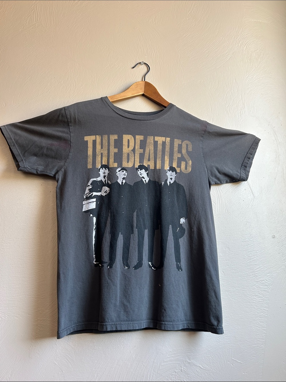 The Beatles Apple Corps Retro Graphic T-Shirt Charcoal. Size Medium.